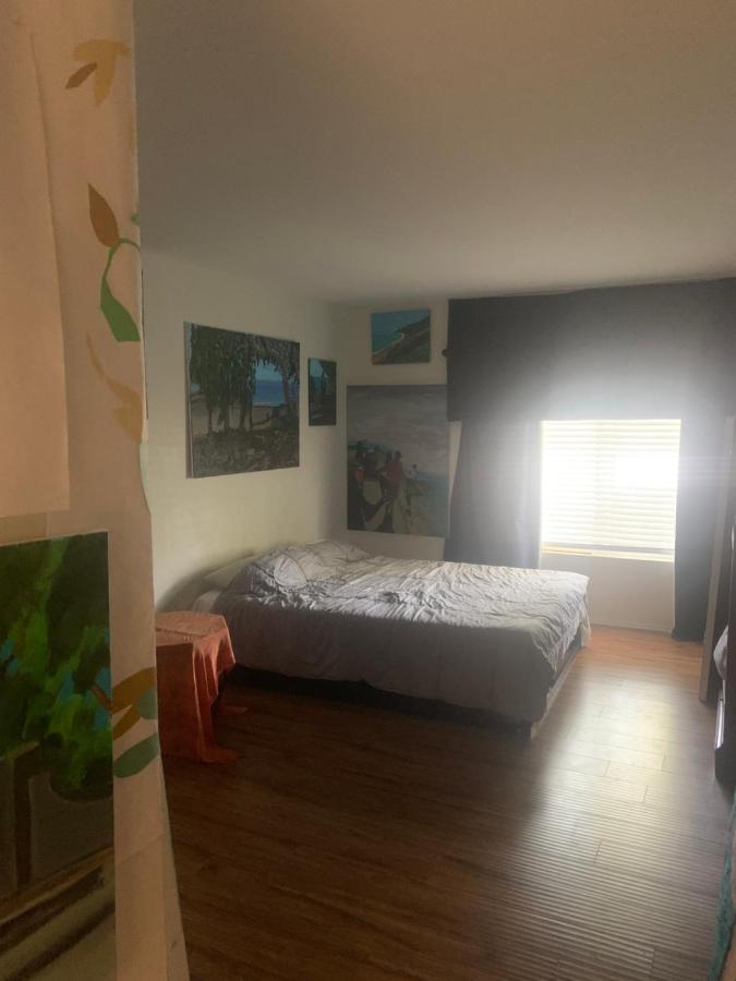 Unique Master Bedroom/Private Bath Thousand Oaks Εξωτερικό φωτογραφία